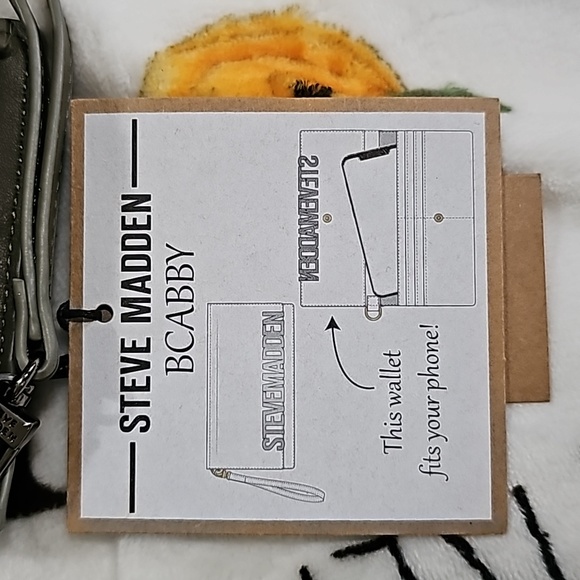 [SOLD] RARE SET* TIKTOK VIRAL STEVE MADDEN BEVELYN OLIVE PURSE & MATCHING WALLET - Picture 9 of 9